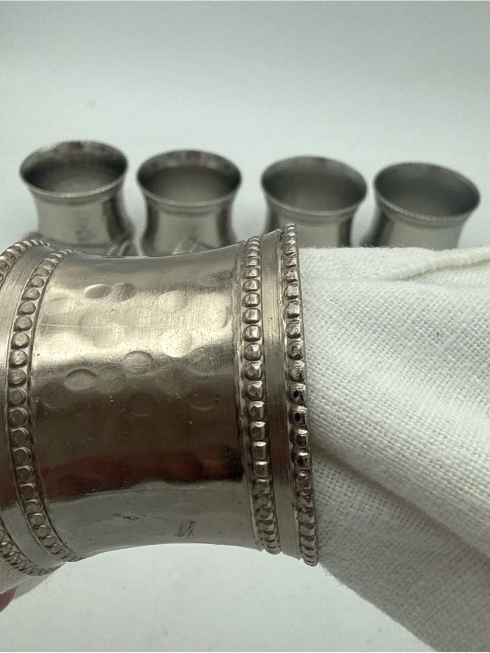 Set of 8 Hammered Silver Tone Metal Napkin Rings holders Double Beaded Rim
